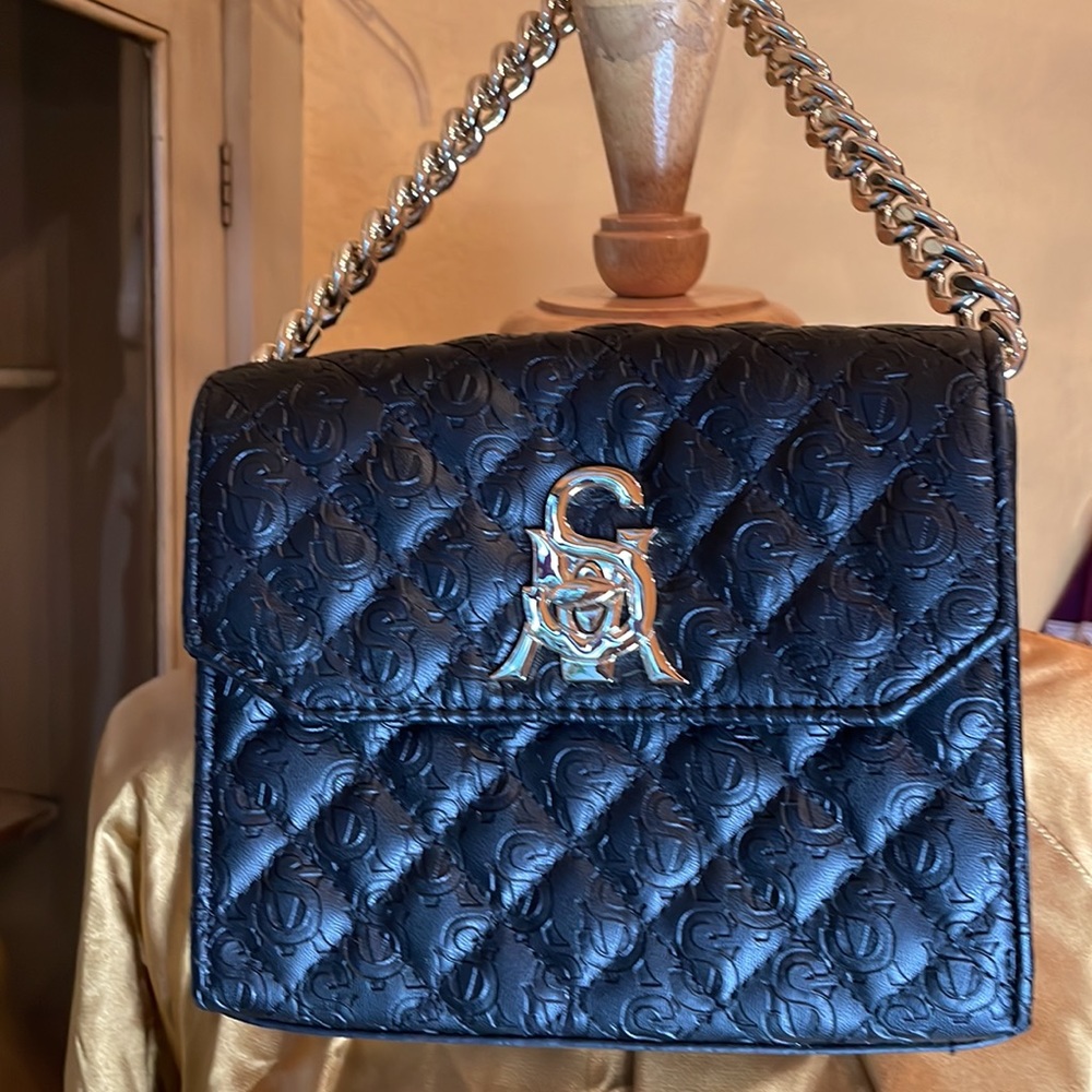 Steve Madden quilted handbag